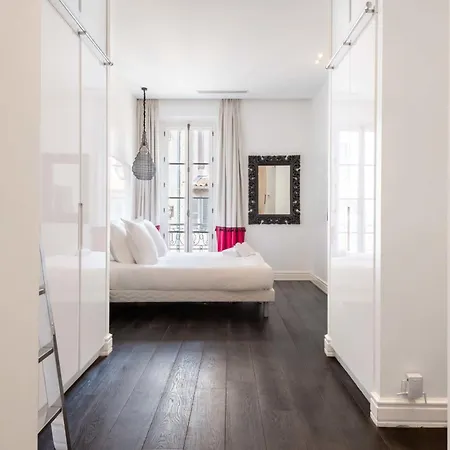 Prestige Et Confort Face Au Palais Des Festivals Appartement
