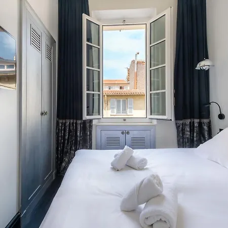 Prestige Et Confort Face Au Palais Des Festivals Appartement Cannes