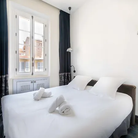 Prestige Et Confort Face Au Palais Des Festivals Appartement